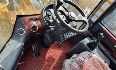 Фронтальный погрузчик Lonking CDM835N, 3 гидролинии