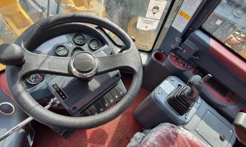 Фронтальный погрузчик Lonking CDM835N, 3 гидролинии